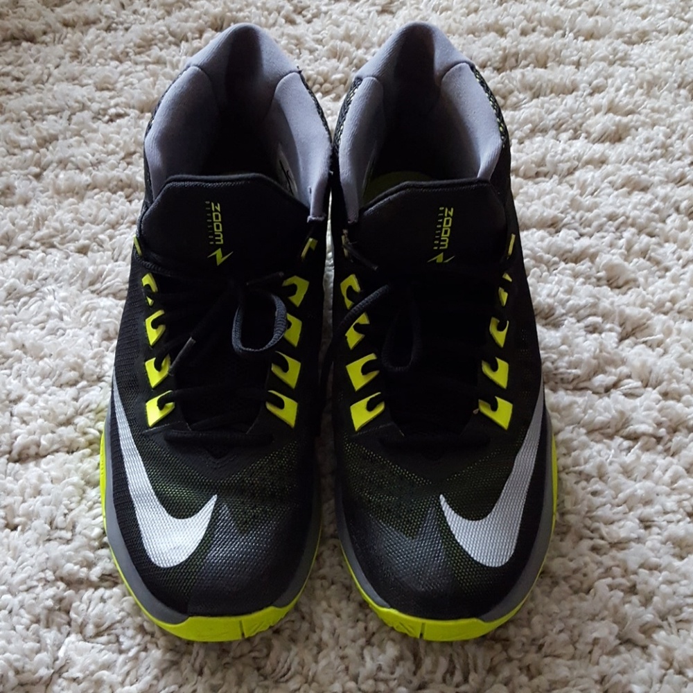 Nike Mens Zoom Decision 11